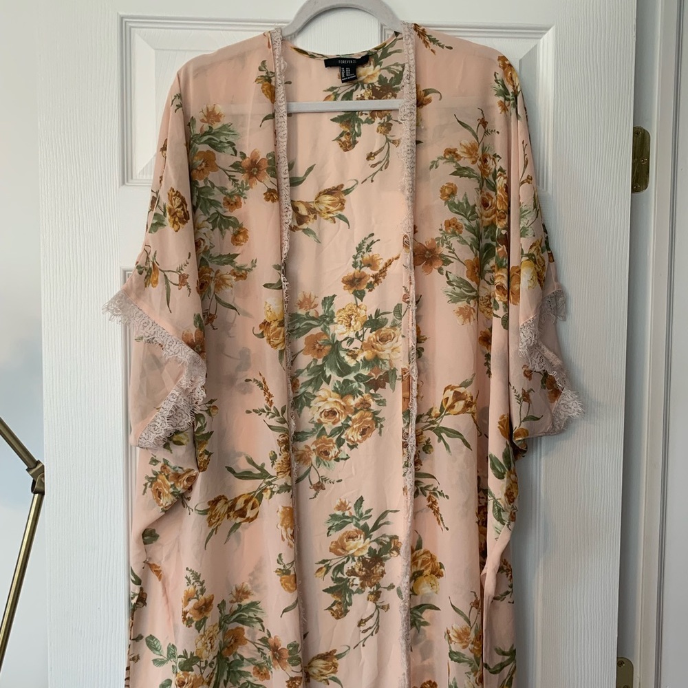 Forever 21 Floral Kimono